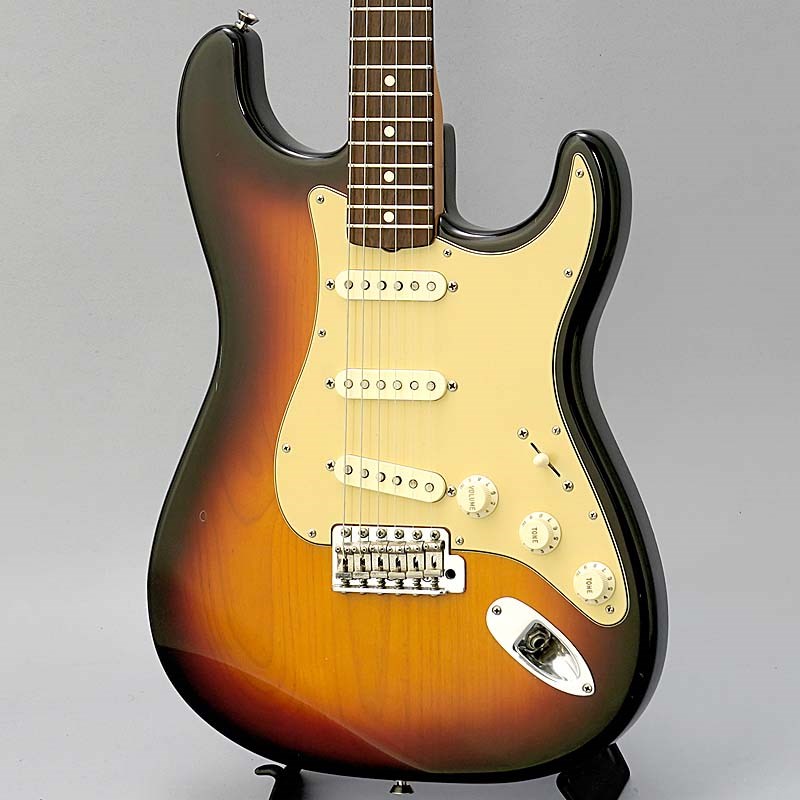 Fender MEX Classic  '60s Stratocaster (3-Color Sunburst)の画像